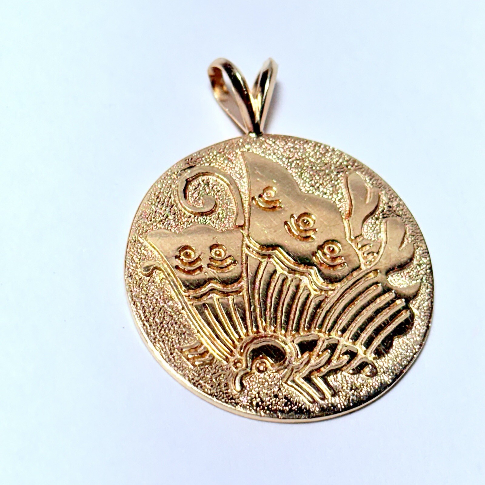 14K Yellow Gold Japanese Agehacho Butterfly Kamon Family Crest Pendant ...