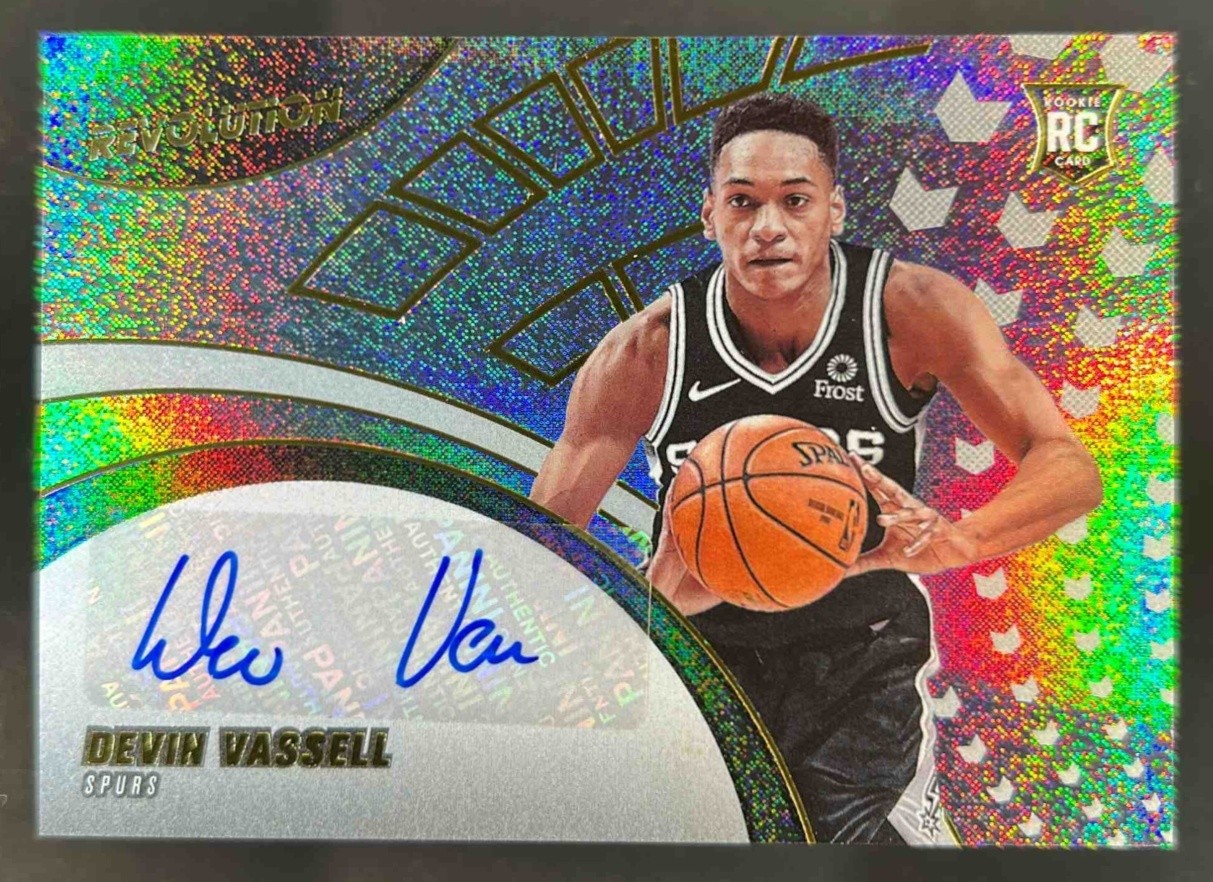 2020-21 Panini Revolution Devin Vassell Rookie Auto RC #RA-DV Wizards