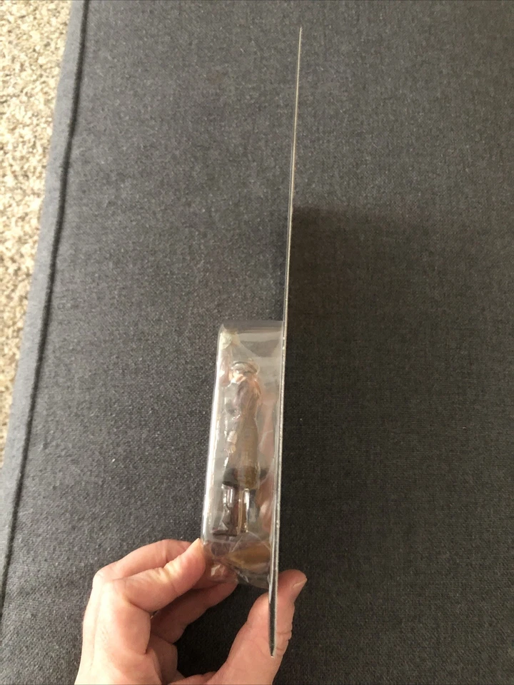 Zam Wesell 2010 sin perforar Star Wars Attack of the Clones Foto 3 de 4