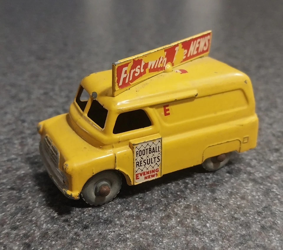 DE COLECCIÓN MATCHBOX LESNEY INGLATERRA FURGONETA DE NOTICIAS NOCTURNAS no. 42, ruedas grises Foto 3 de 4