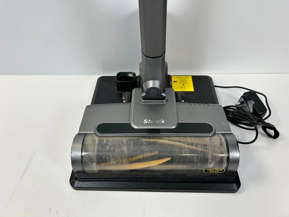 Shark WandVac System 2-in-1 Handheld Cordless Vacuum Cleaner  WV362UKT - Image 2 of 4