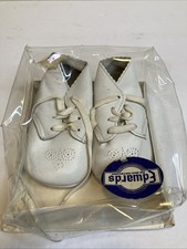Vintage 1950  s Edwards Baby Toddler Walking Shoes Size 2 White Original Box