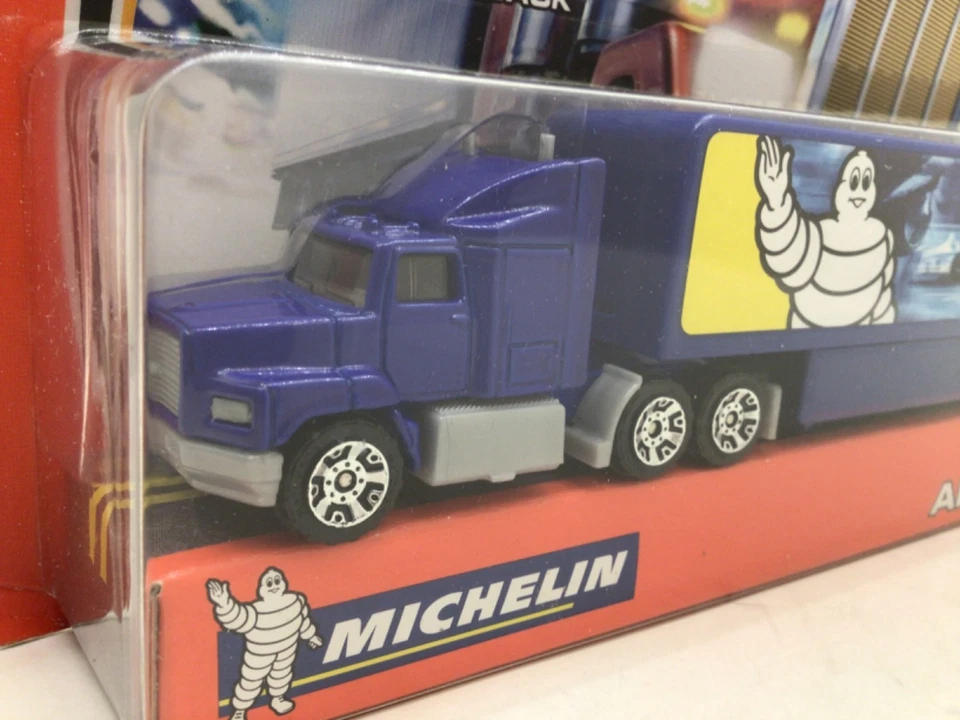 2005 Matchbox Convoy Michelin Ford Aeromax CY-115 UNOPENED - Image 2 of 4