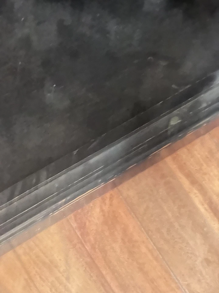 used 250gal aquarium tank w/stand, 2 lg filters, 3 LED lights, 6 outlets etc - Image 4 of 4