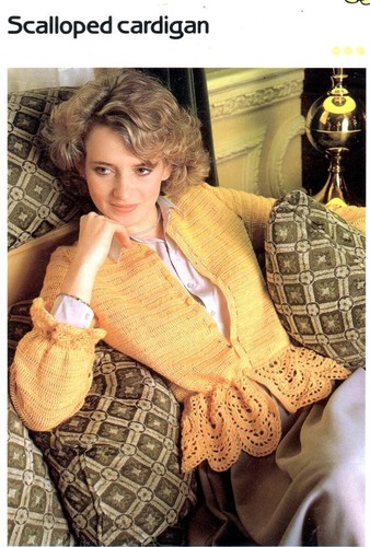 4 Crochet Patterns – Ladies cardigans – scalloped, diamond panel, daisy, beach - Picture 3 of 5