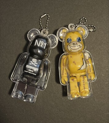 US Seller-Medicom Bearbrick 100% Clear Display Case Protector And Keychain - NEW
