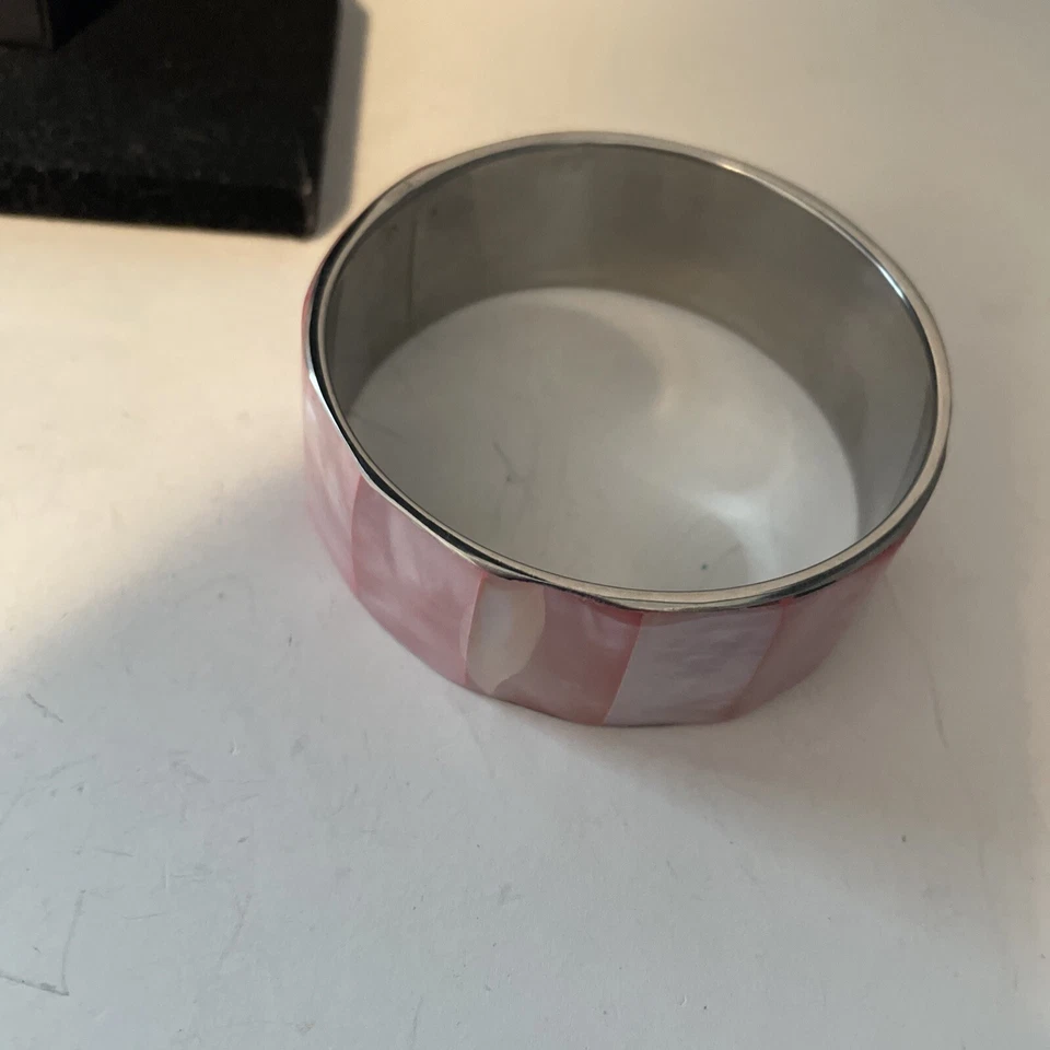 BRAZALETE BRAZALETE VINTAGE TONO PLATA METAL ROSA CONCHA DISFRAZ MODA 2 1/2" Foto 4 de 4