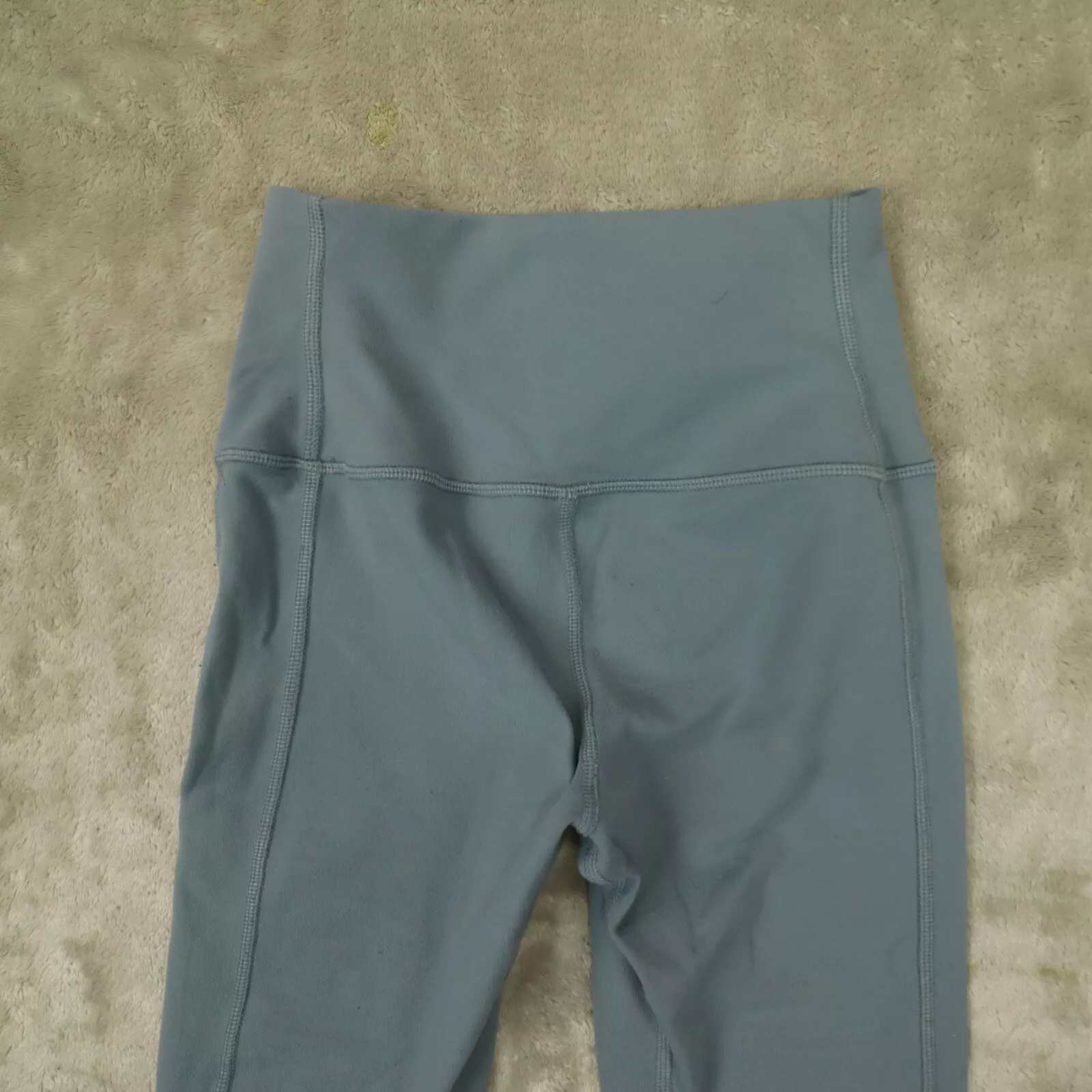 alo-yoga high waisted moto pleated leggings