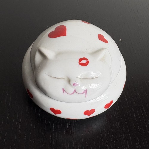 Vintage 80er Takahashi lächelnde schlafende Katze Porzellan Herz Schmuckschatulle 3,5" - Bild 2 von 8