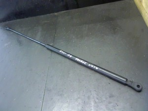 Gasdruckdämpfer Motorhaube Links L Audi A4 1.6 B5 Limousine Farbe ROT Bj 1994