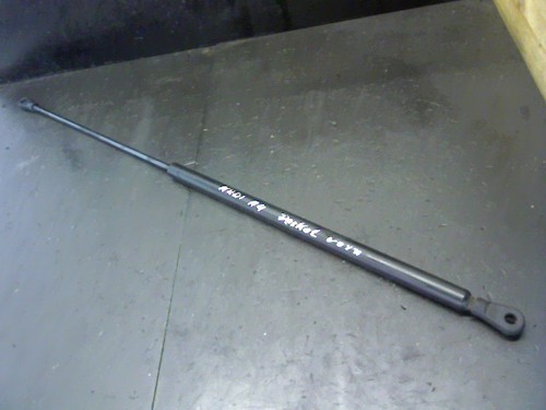 Gasdruckdämpfer Motorhaube Links L Audi A4 1.6 B5 Limousine Farbe ROT Bj 1994