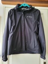 Regenjacke Schwarz Gr. 38 von VAUDEE Leicht Gefüttert Wenig Getragen Top Zustand