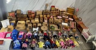 Wooden Dolls House Furniture Massive Bundle Bedroom Kitchen Etc & Wooden Dolls