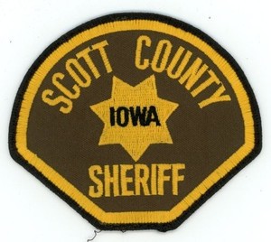 IOWA IA SCOTT COUNTY SHERIFF NICE SHOULDER PATCH POLICE