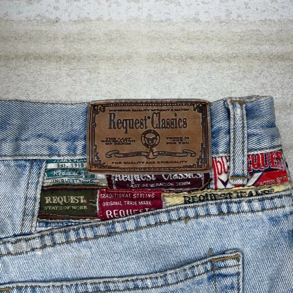 Pantalones Cortos de Jean Vintage Request Classics Para Hombre 36x9.5 Logotipos Denim Lavado Claro Años 90  Foto 4 de 4