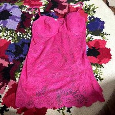 Victoria's Secret Women's Size L Bright Pink Lace Underwire Slip