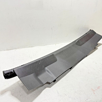 VOLKSWAGEN ATLAS VW TRUNK LATCH LOCK SILL SCUFF PLATE TRIM 2018 - 2024 OEM