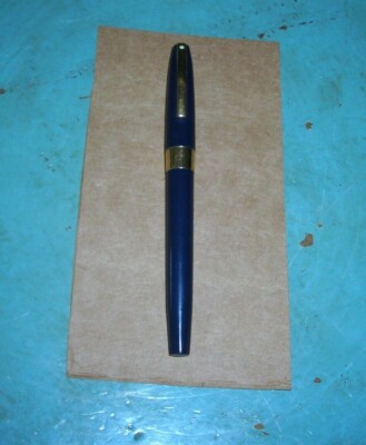 Sheaffer's Touch Down Dark Blue (Persian Blue) Fountain Pen