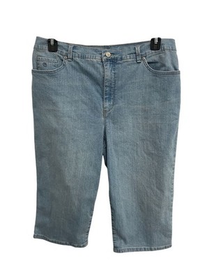 Gloria Vanderbilt 16 Light Wash Denim Bermuda Shorts Slimming Effect Soft Girl