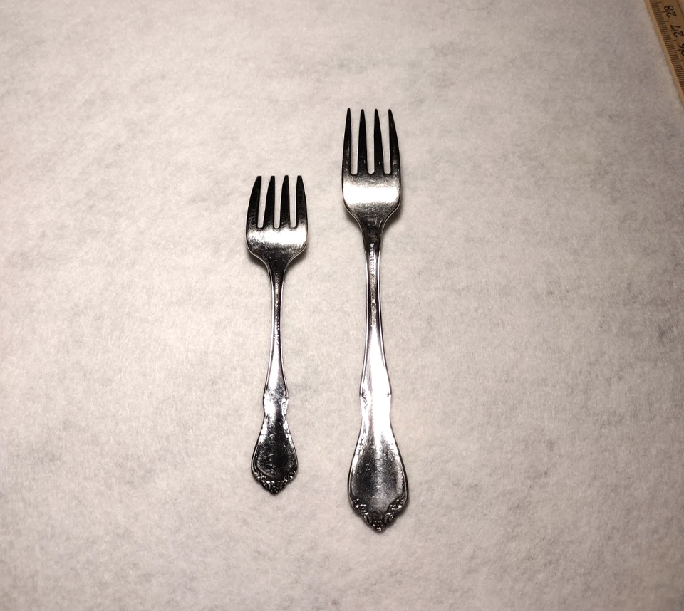 Toddletime Oneida Toddler and Youth Forks Flatware Chateau Stainless Steel - Image 4 of 4