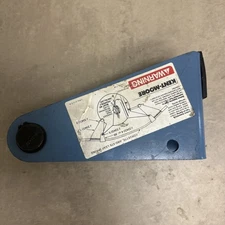 KENT MOORE Tool: J-33432-1 LEAF SPRING COMPRESSOR TOOL