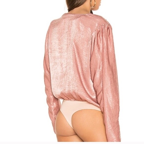 Revolve L’Academie Victoire Bodysuit Mauve Crinkled Satin Fabric Small View 3