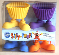 Wilton Silly Feet Set of 4 Silicone Baking Cups for Cupcakes - NEW in Box