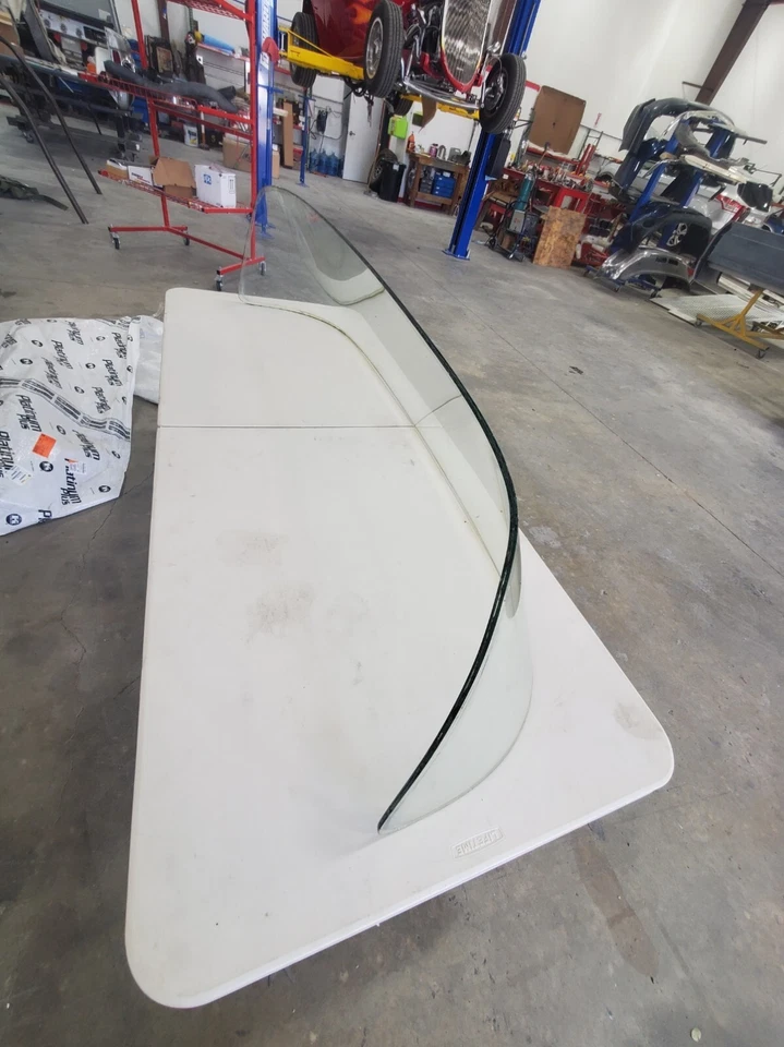 Parabrisas camioneta Chevrolet 1960 61' 62' Foto 2 de 4