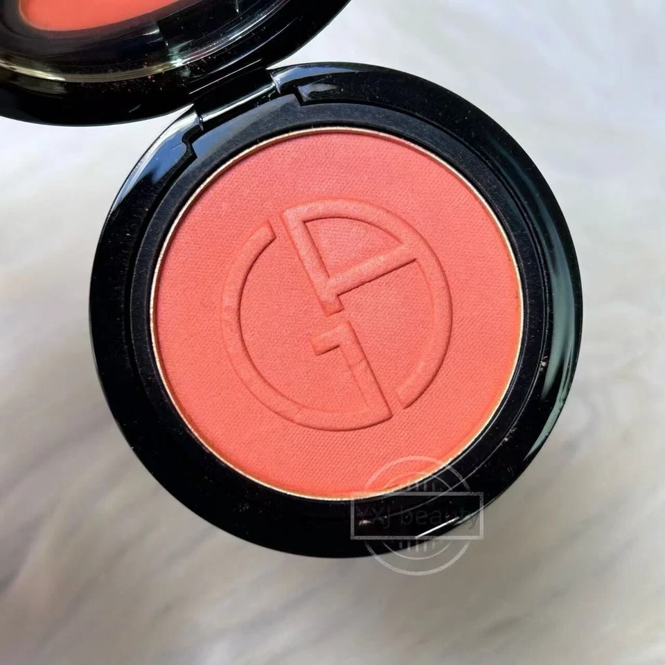 Rubor brillante seda luminosa Giorgio Armani ~30 poco convencional ~ tamaño completo 3,6 g ~ nuevo Foto 2 de 4