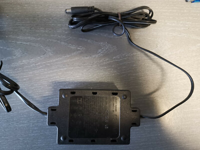 Alimentation HP 30V 400mA (0.4A) - Modèle C2176A - Entrée 230V 50Hz - Occasion Fonctionnelle