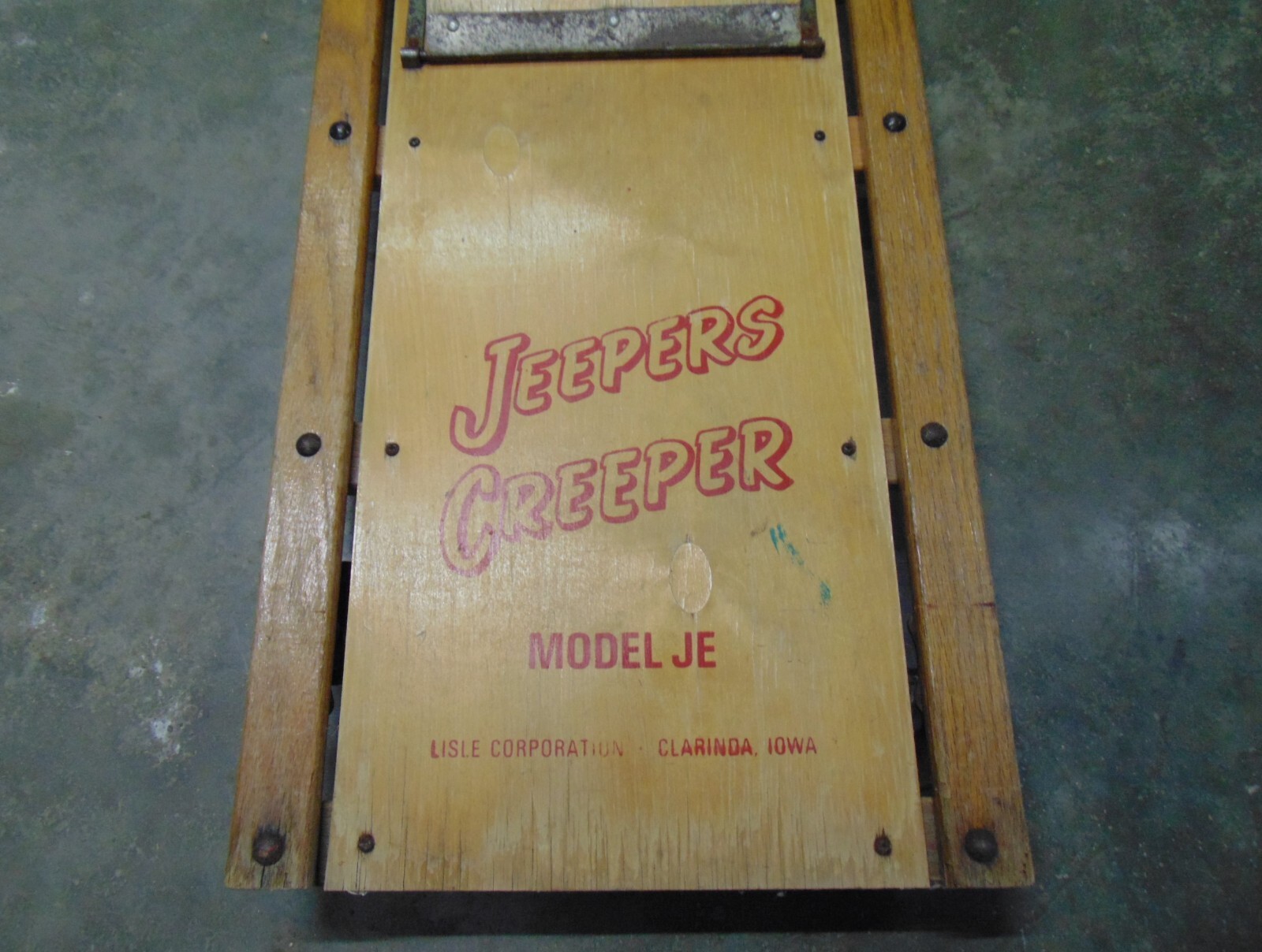 Vintage Lisle JEEPERS CREEPER Model JE EZ Rest Wood Auto Mechanic