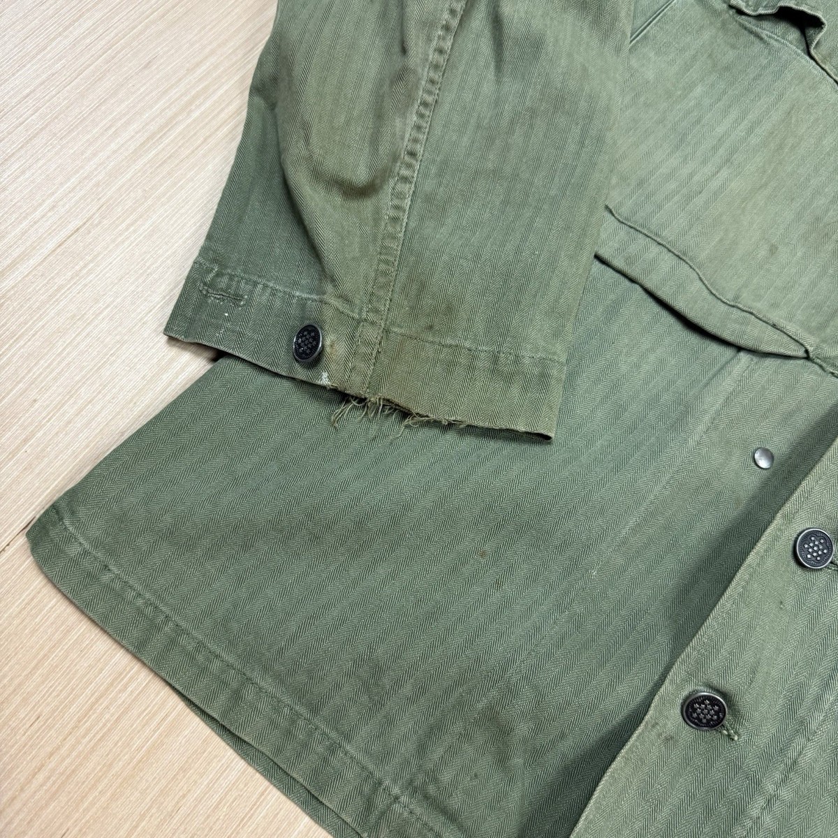 Vintage WWII Army M-43 HBT Field Jacket 1943 Herringbone 13 Star
