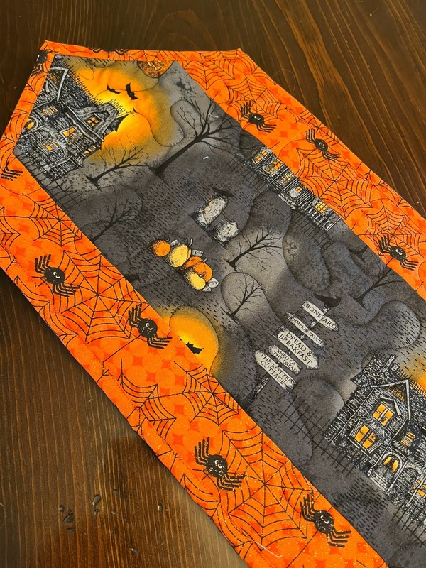 Handcrafted-Quilted Table Runner-Halloween Symbols-Haunted House-Spiders & Webs
