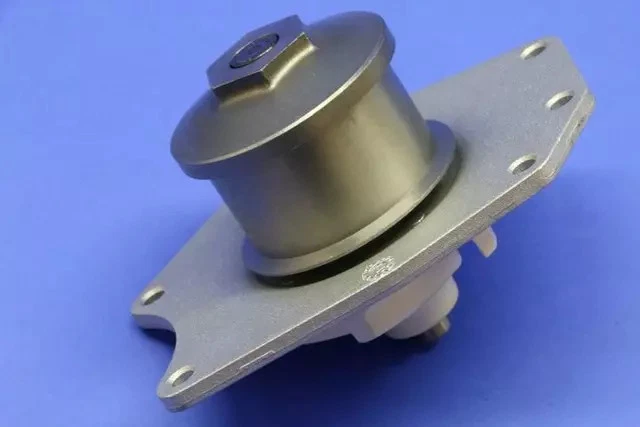 Bomba de agua Mopar genuina 68382487AA Foto 4 de 4