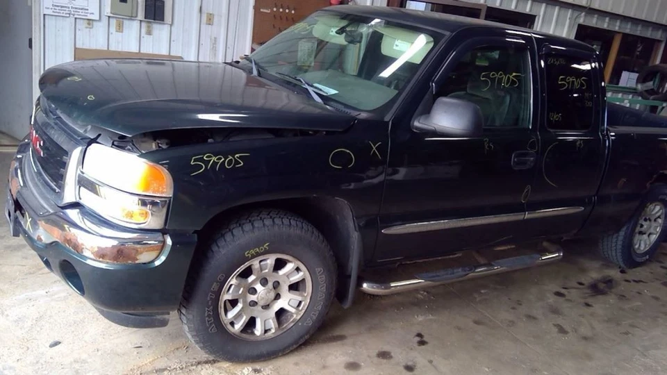 (LOCAL PICKUP ONLY) Hood Classic Style Creased Door Skin Fits 99-07 SIERRA 1500  Foto 4 de 4