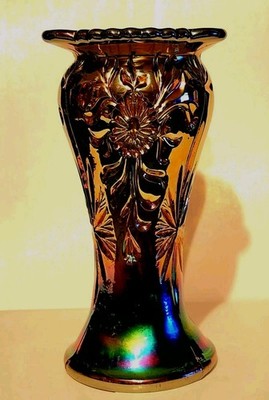 CARNIVAL GLASS 6.5 INCH EDA SPITTOON TOP VASE FLORAL SUNBURST WOW IRIDESCENCE 