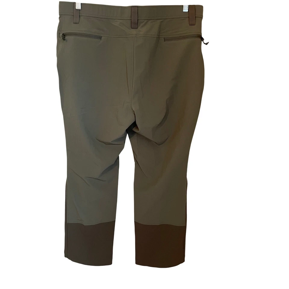 Calça de caça Orvis masculina PRO Upland escova casca macia oliva 38x30 - Imagem 2 de 4