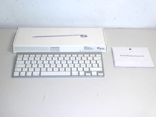 Apple Wireless Keyboard A1314 QWERTZ-Layout, komplett in OVP, 2 Jahre Garantie