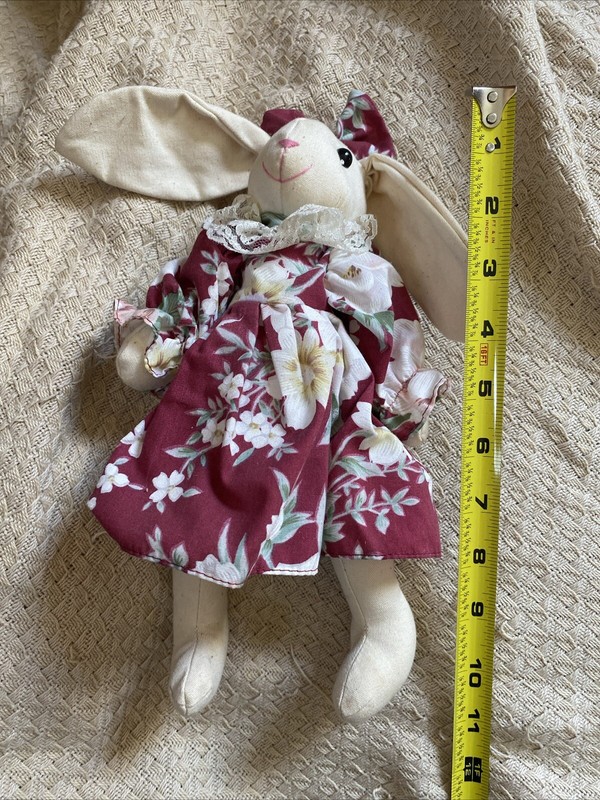 Vintage Coyne’s 1992 White Bunny Rabbit Flowered Dress Stuffed Animal decor