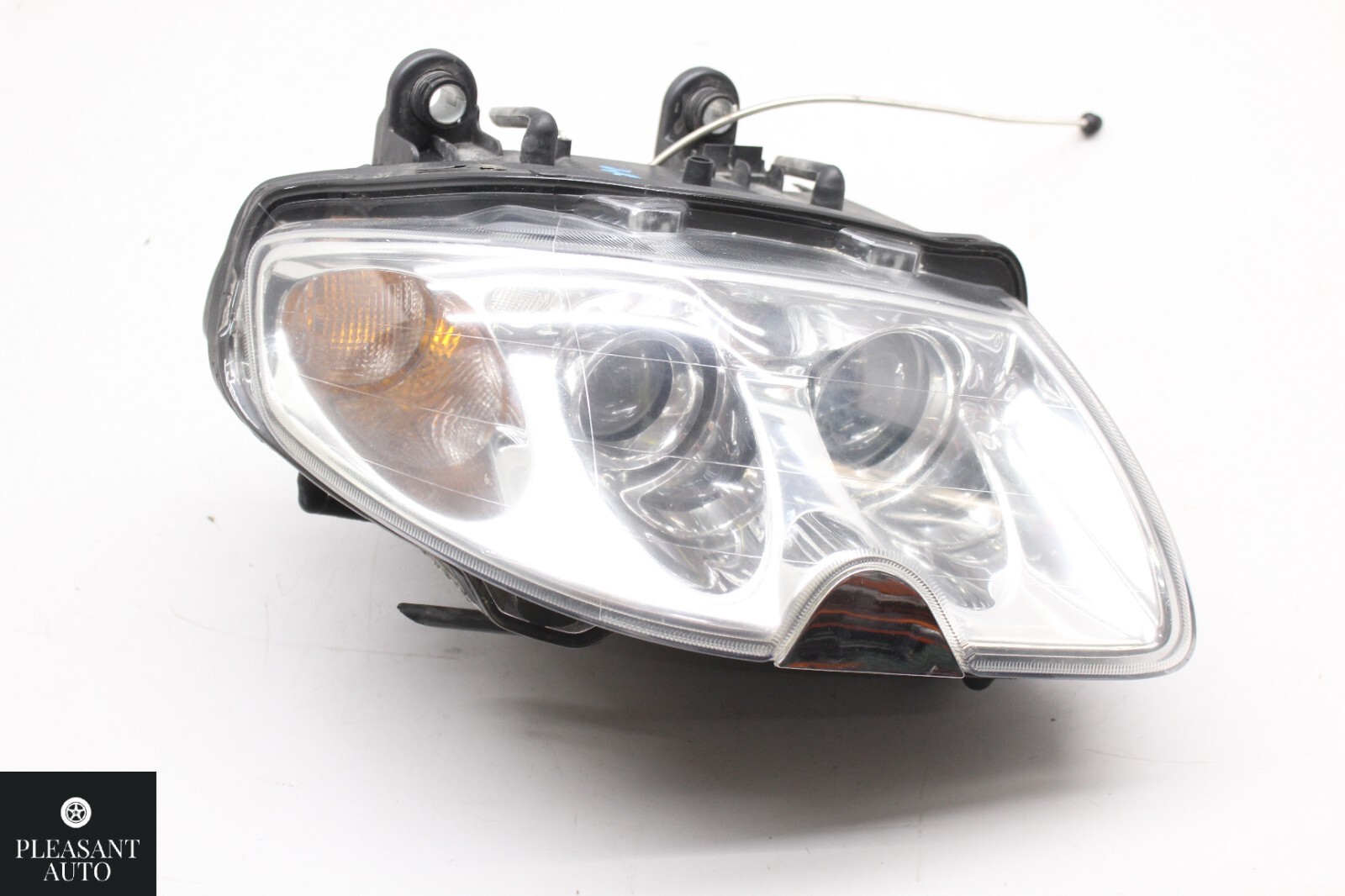05 Maserati Quattroprote M139 Front Right Side Headlight Lamp Bi Xenon OEM
