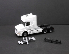 1:87 EM1274 Herpa Bausatz Scania Hauber 6x4 Zugmaschine in weiß