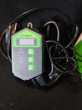 VIVOSUN Digital Heat Mat Thermostat Temperature Controller 68-108 ºF for Seeds