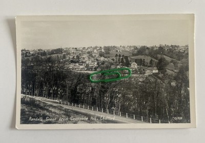 Randall s Green von Cowcombe Hill, Chalford Glos. Landschaftsansicht unbespielt RPPC
