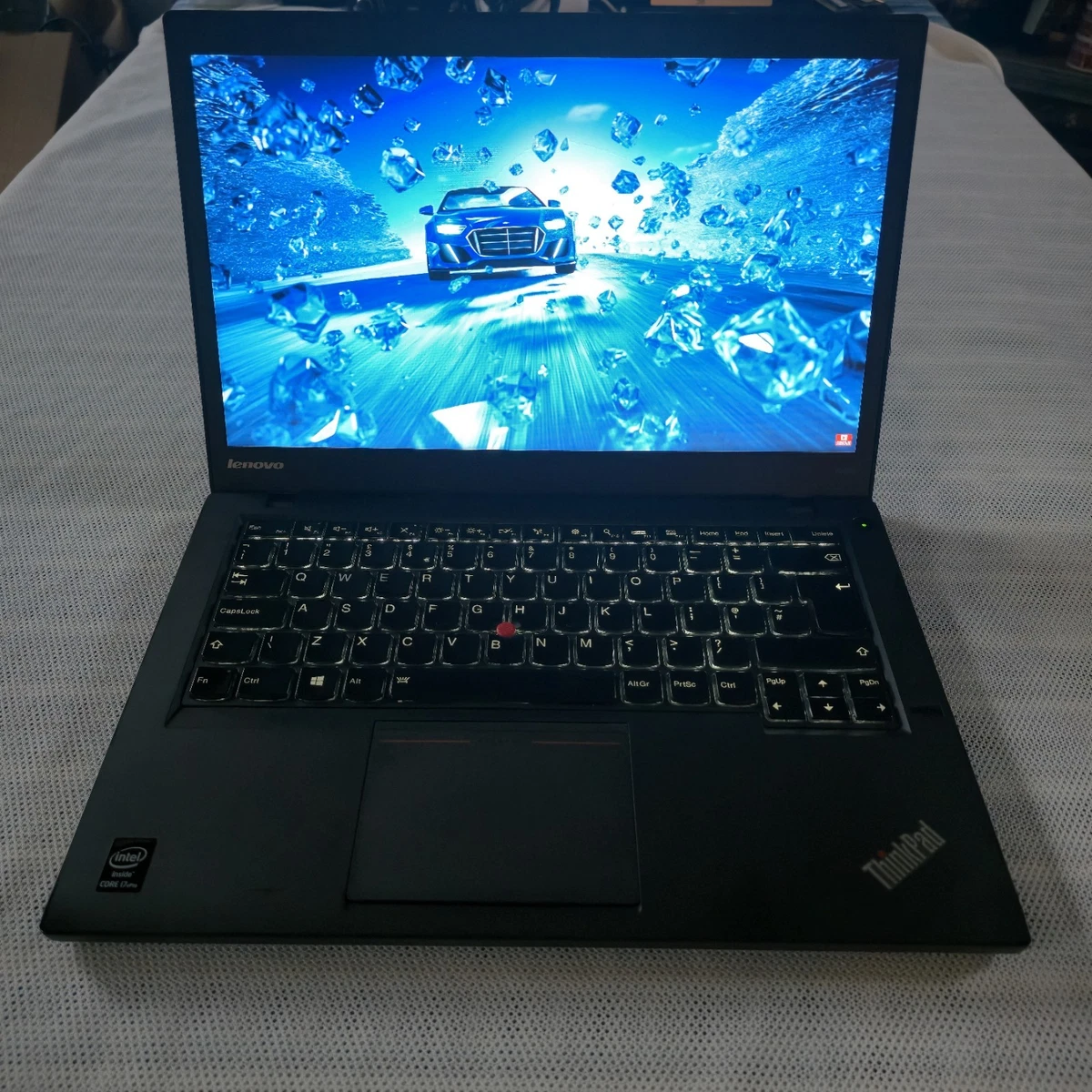 Lenovo ThinkPad T440s – I5 4300U, 8Go RAM, SSD 256Go, Win10 Pro – Dispo