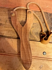 Vtge Wooden  8" Slingshot w/strong Tubular bands/ leather Launch pad..Ships Free