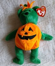 VINTAGE Retired 2003 TY Halloween Beanie Baby "TRICKY" the Bear - Pumpkin