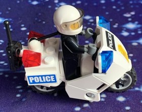 Lego City 7235 Police Motorcycle Police with Figure and BA 100% Complete Complete