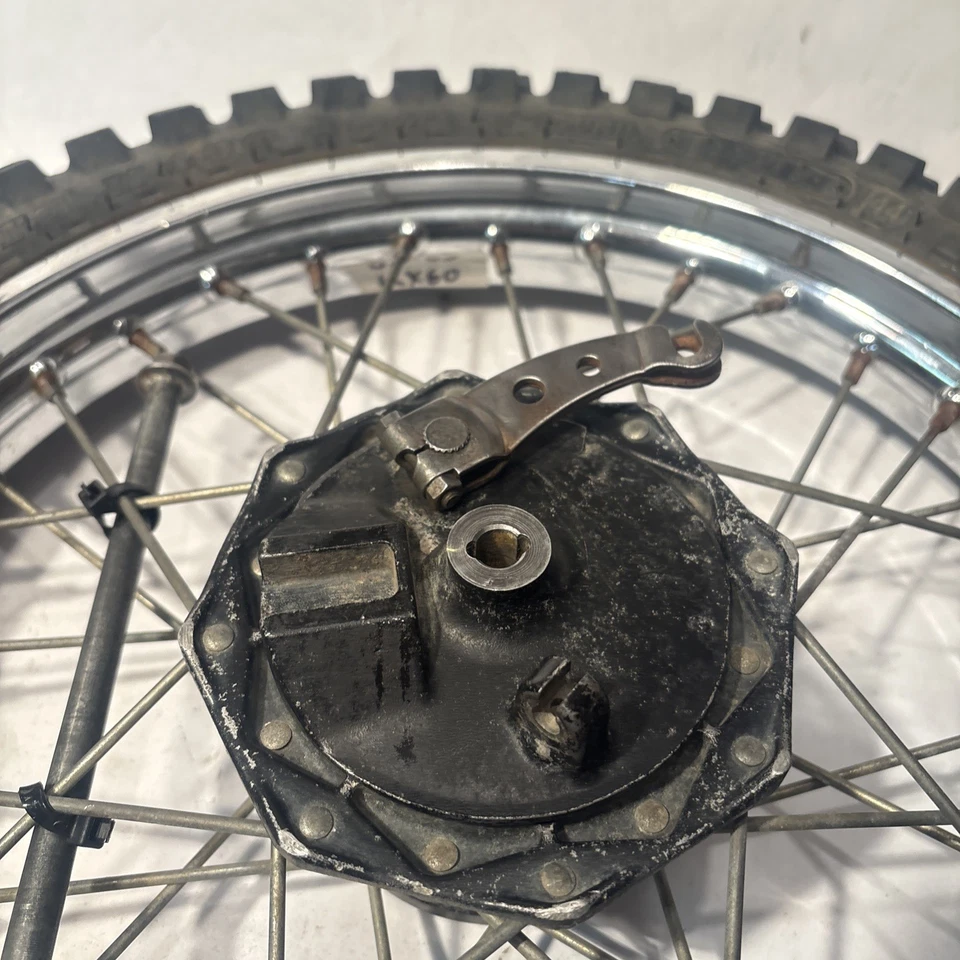 Eje de cubo de freno de neumático de rueda delantera Kawasaki KX60 1987-2003 KX 60 OEM (2,50-14) 14 Foto 2 de 4