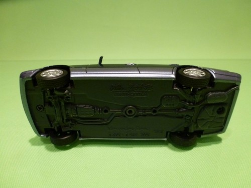 MINICHAMPS MERCEDES BENZ E200 E420 1993 - BLUE 1:43 - RARE - EXCELLENT - 420 - Picture 6 of 6