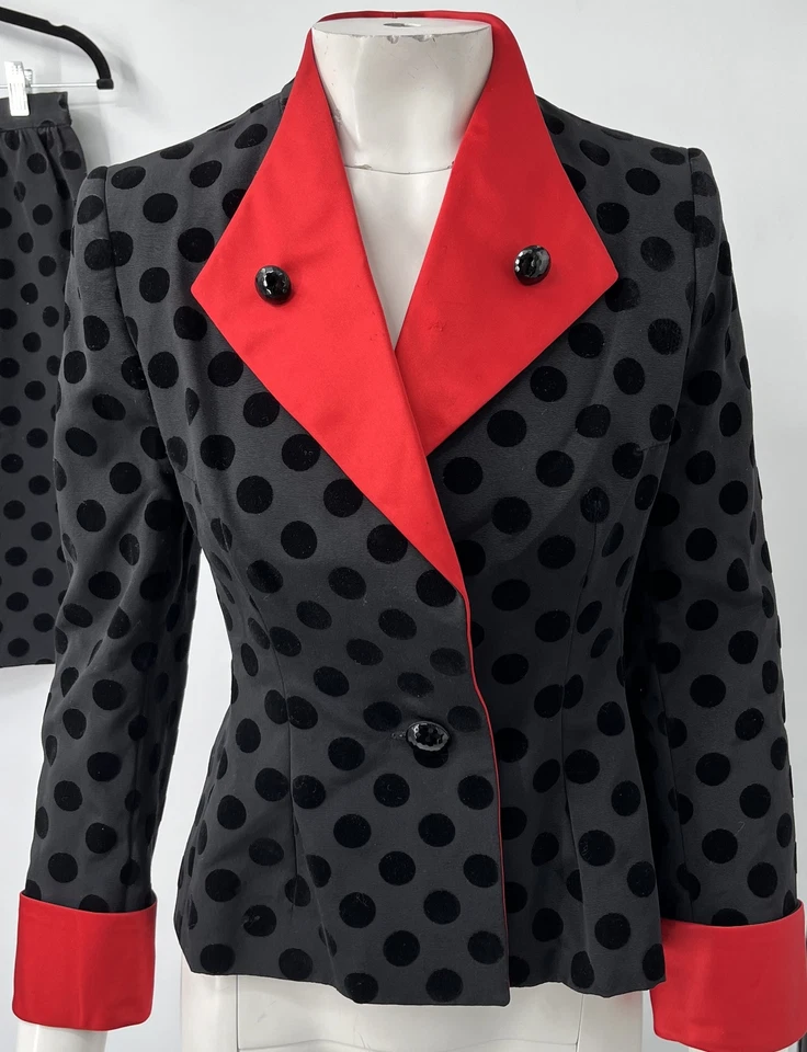 Traje Falda Givenchy Nouvelle Boutique Vintage Lunares con Forro de Solapa Roja Talla S Foto 2 de 4